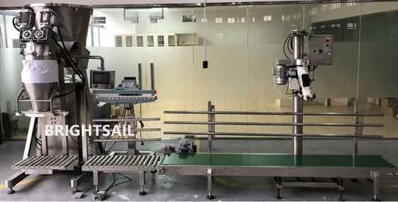 a máquina de embalagem 5 do enchimento de 150L 25kg a 50kg pesa a medida da escala pelo eixo helicoidal