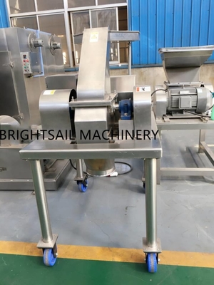 Máquina de moagem de pó de ervas BSF moinho de fusos farmacêuticos moinho de martelo de ervas chinesas da Brightsail